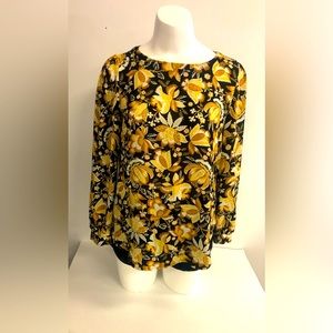 PREMISE LONG SLEEVE FLORAL BLOUSE IN SIZE SMALL